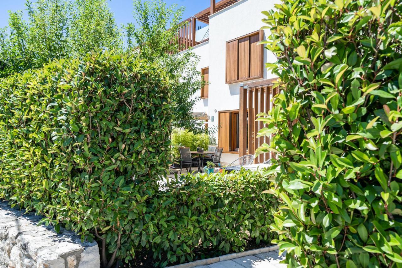 Stay U-Nique Studio Apartment In אורסאץ מראה חיצוני תמונה