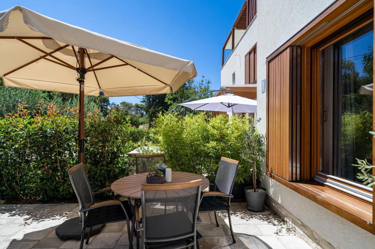 Stay U-Nique Studio Apartment In אורסאץ מראה חיצוני תמונה