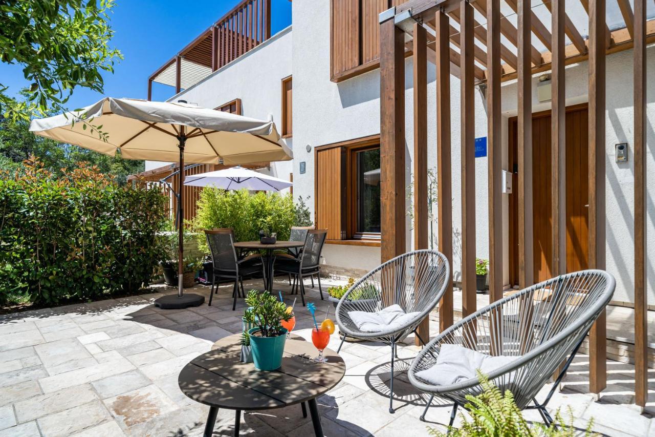 Stay U-Nique Studio Apartment In אורסאץ מראה חיצוני תמונה